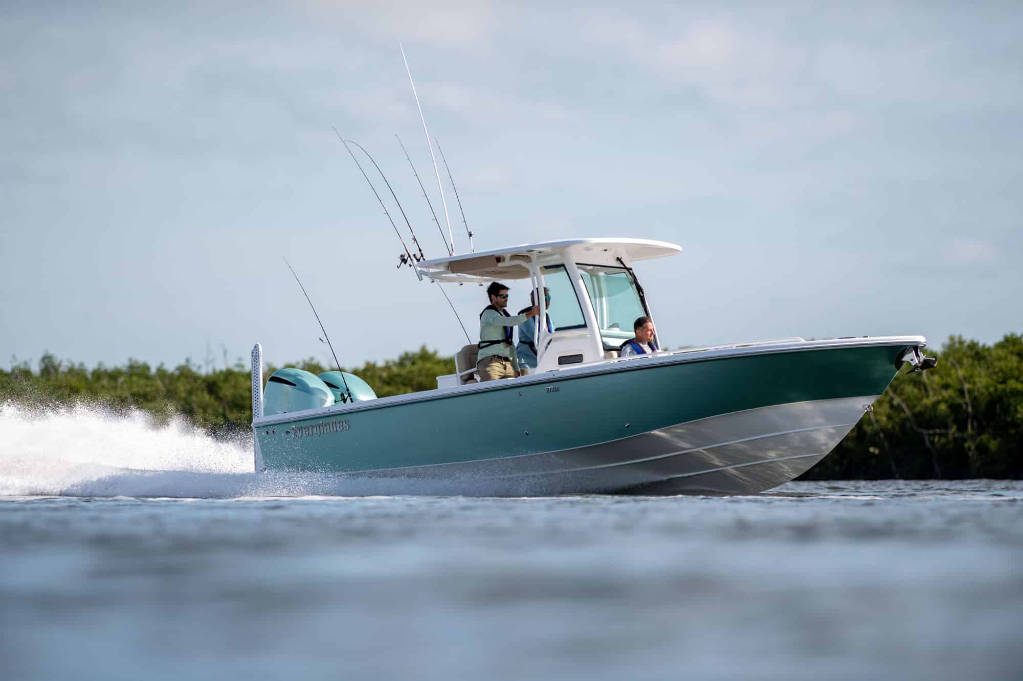 Best Hybrid Bay Boats for Inshore and Offshore Fishing | Sport Fishing Mag