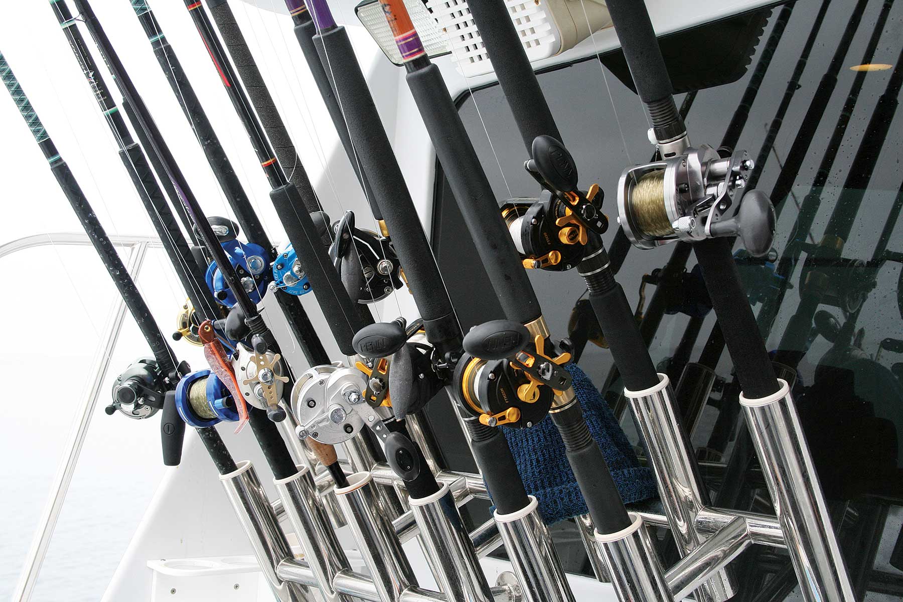 T-Top Fishing Rod Holder - Adjustable Swivel Rod Holder
