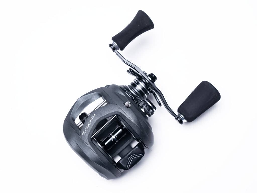 Low Profile Baitcasters For Inshore Fishing Sport Fishing Mag