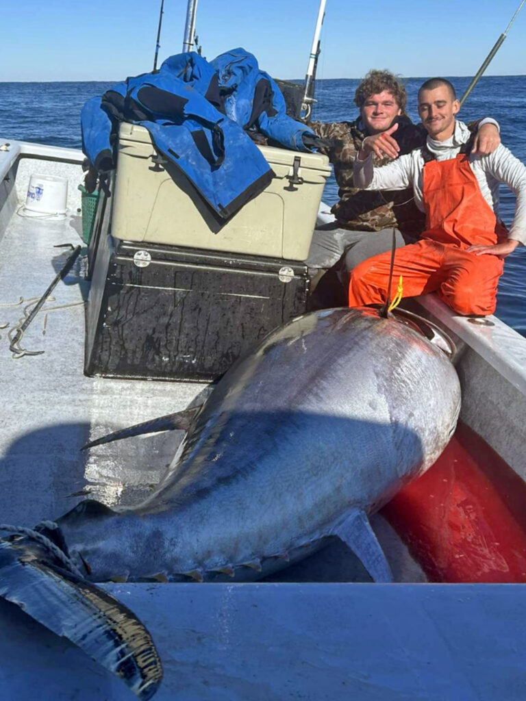 North Carolina bluefin tuna skiff catch