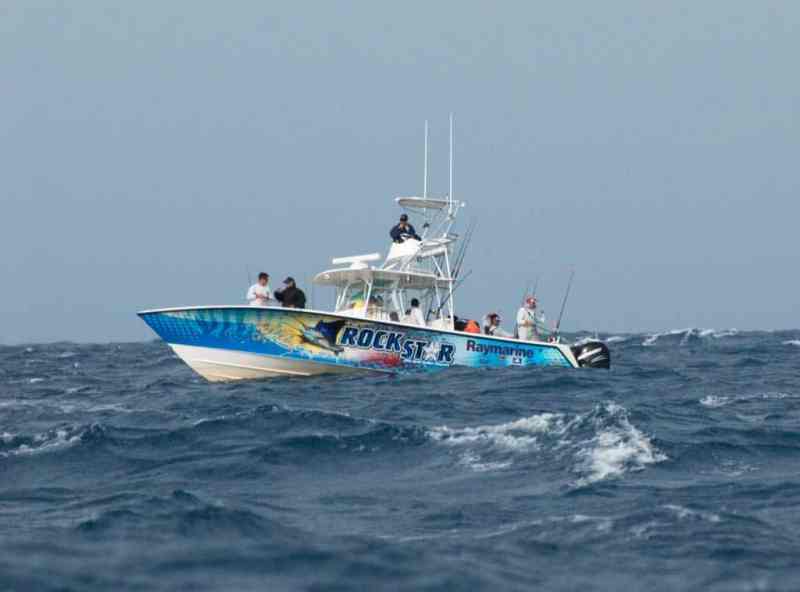 fishing-windy-day-offshore