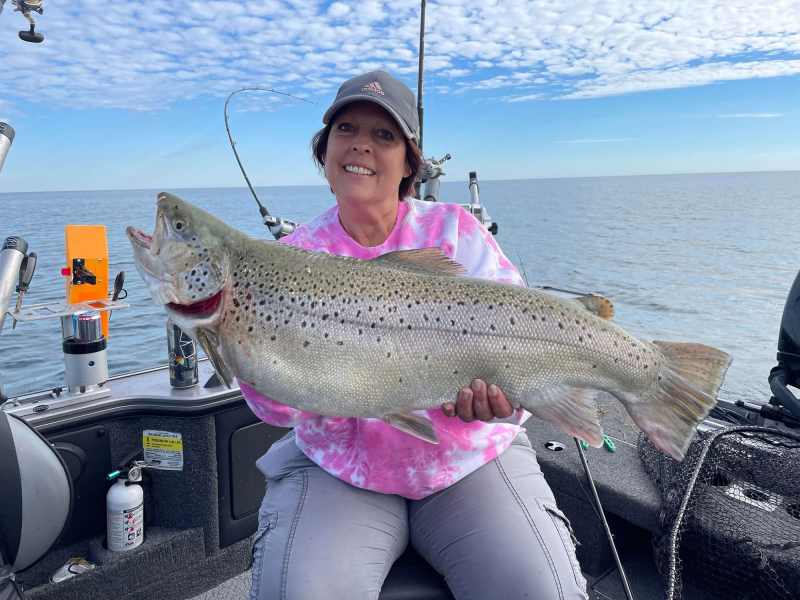 SPF0822-Brown-Trout-Ontario Francine Alberson with large brown trout