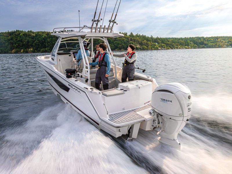 TAA126-Yamaha-1 Fishing boat with Yamaha outboard